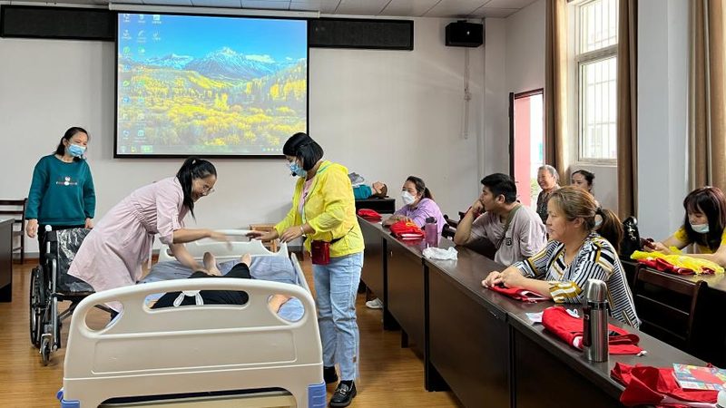 养老床尺寸2米长够用吗
