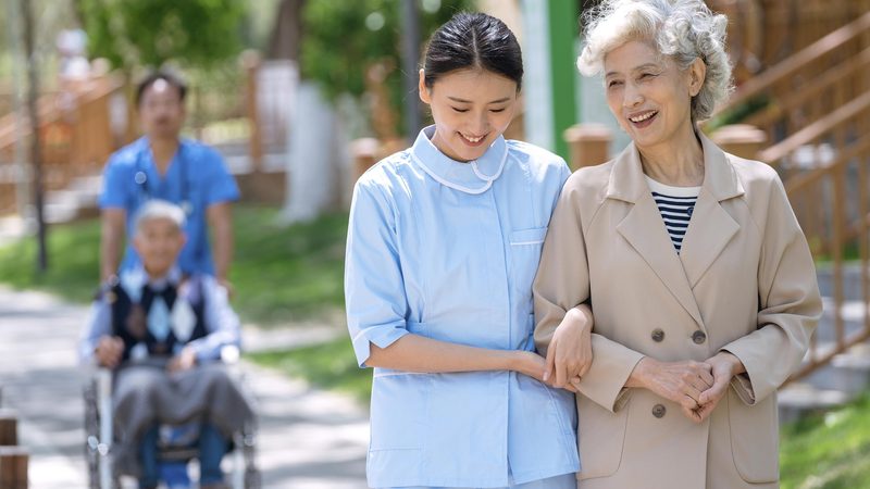 老年洗澡椅：安全与便利的双重保障