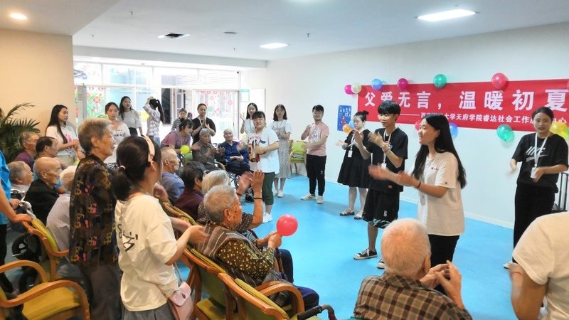 楼梯升降椅安装步骤及方法：安全便捷，守护老人居家生活